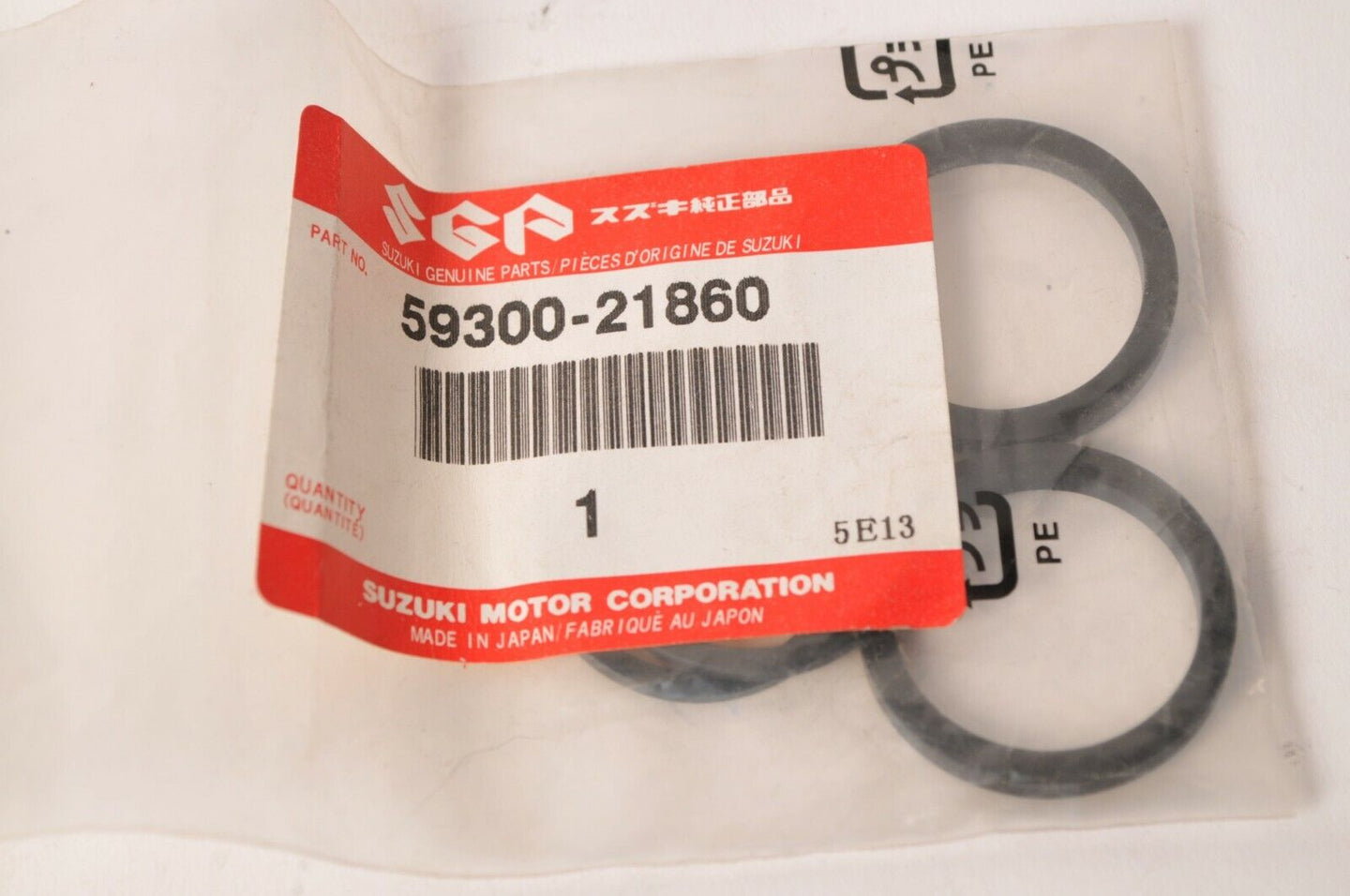 Genuine Suzuki 59300-21860 Seal Set,Brake Caliper Piston- Bandit VL LT AN ++