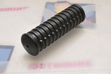 Load image into Gallery viewer, NOS OEM VINTAGE Honda 95011-32000 RUBBER PEG FOOT STEP ROUND (50731-051-000) - Like New
