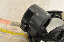 Load image into Gallery viewer, Genuine Yamaha Switch, Left headlight horn signal R6 1999-00 | 5EB-83973-00