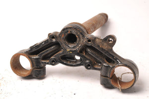 Genuine Suzuki Steering Stem lower triple tree 51411 - Very Good