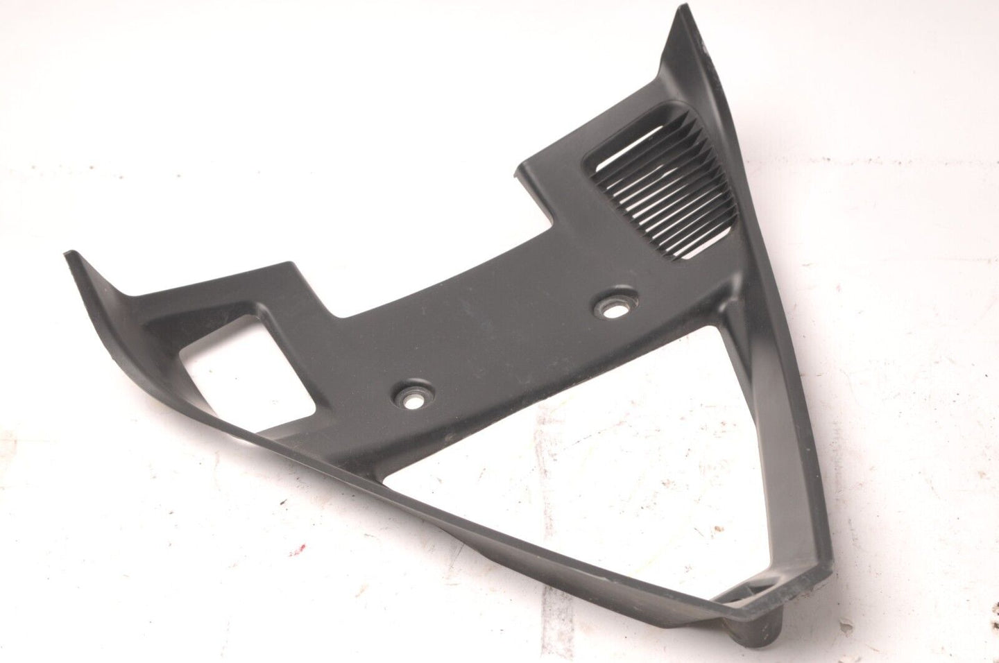 Genuine Ducati front lower fairing grill - Superbike 848 1198 1098 | 48410601AG - Very Good