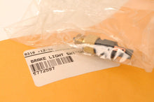 Load image into Gallery viewer, Genuine Peugeot 772597 Brake light Switch Contacteur de stop - Brass Speedfight