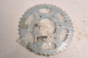 Sunstar Steel Rear Sprocket 2-520542 42t Fits Kawasaki H1 500 Mach III KH500 KZ+ - Like New