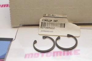 NOS NEW OEM SKIDOO 371905000 Qty:2 CIRCLIP CIRCLIPS (shock) BOMBARDIER VINTAGE - Like New