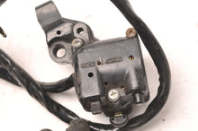 Load image into Gallery viewer, Genuine Honda Switch LH Turn Signal Lights Horn Left cb550K CB750 35200-404-671 - Very Good