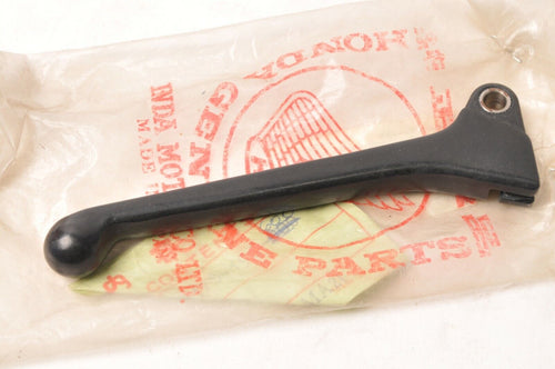 Genuine Honda 53175-196-000 Lever, RH Right Black - CH125 CH150 NH50 NH80 +