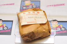 Load image into Gallery viewer, OEM VINTAGE Honda 42620-230-010 Qty:5 REAR AXLE COLLAR CA175 CL125 SS125 - Like New
