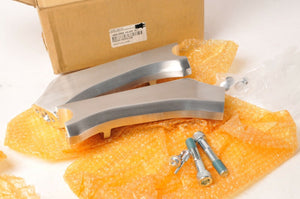 Genuine Suzuki 56224-48G00 Handlebar Risers Holder Boulevard M109R 2006-2009 - Like New