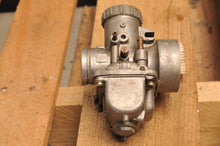 Load image into Gallery viewer, USED MOTORCYCLE CARBURETOR CARB - MIKUNI B9 4 2 DIRT BIKE ROUND SLIDE - Salvage