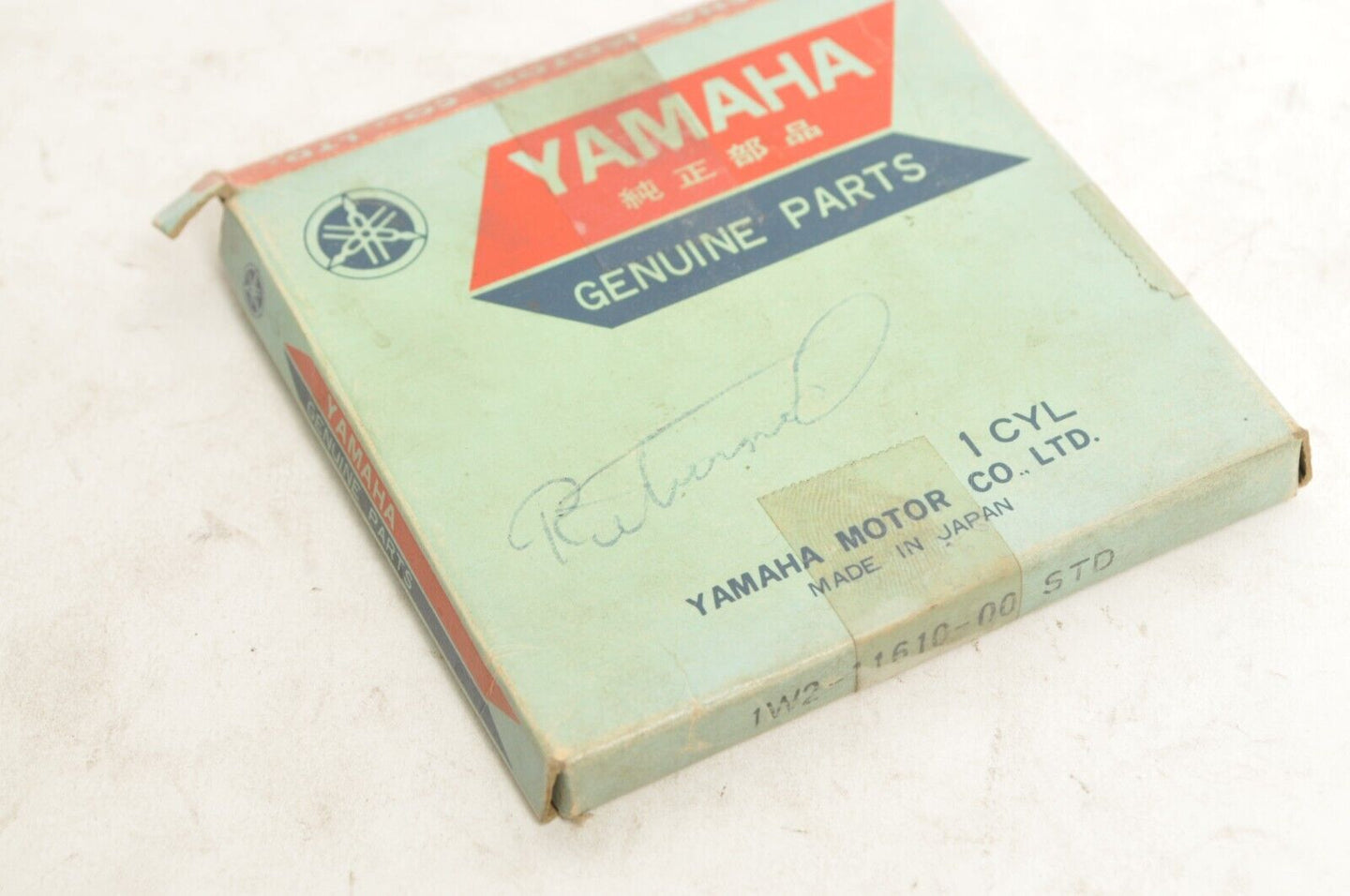 Genuine Yamaha Piston Ring Set STD IT175 1977-78  |  1W2-11610-00