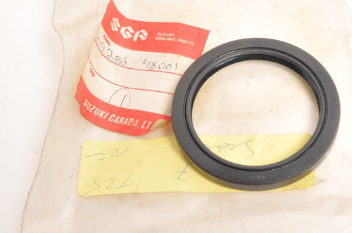Suzuki Oil Seal,Hub Panel TC125 TS100 TC185 RMX450 A100 ++  | 09285-48001