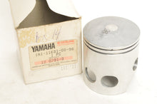 Load image into Gallery viewer, Genuine Yamaha Piston STD RD400 1976-78  |  1A1-11631-00-96