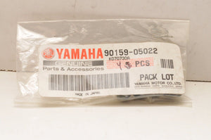 NEW NOS OEM YAMAHA SCREW Qty:4 WITH WASHER 90159-05022 FENDER HEADLIGHT ++ - Like New
