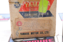 Load image into Gallery viewer, GENUINE YAMAHA PISTON 807-11631-10 Qty:1  1st OVERSIZE +0.25mm SL396 1969 - Like New
