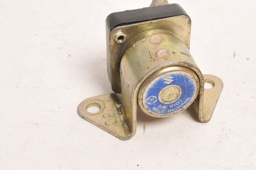 Suzuki SW 9103 Starter Solenoid Relay assembly | 31800-37020 - Very Good