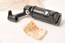 Load image into Gallery viewer, Genuine Honda 50640-425-730 Footpeg Assembly LH Left Front Step - CB750C 1980 81