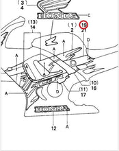 Load image into Gallery viewer, NOS OEM HONDA DECAL 83613-MAL-890ZB STRIPE A RIGHT COVER (TYPE4 )CBR600F3 1996 - Like New