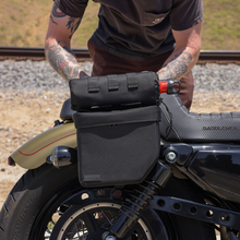 Load image into Gallery viewer, THRASHIN SUPPLY CO. SADDLEBAGS ESSENTIAL MINI 8L TSB-0019