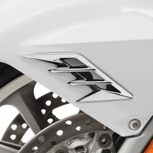 Load image into Gallery viewer, SHOW CHROME FRONT FENDER VENT ACCENT CH  PR 52-959