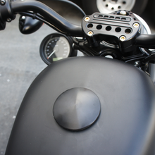 Load image into Gallery viewer, JOKER MACHINE CAP FUEL KNURL BLK 96-18 10-444B