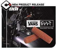Load image into Gallery viewer, ODI VANS/CULT VTWIN GRIP 7/8 GUM B01VTGR