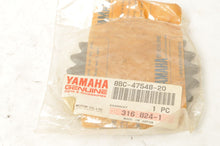 Load image into Gallery viewer, Genuine Yamaha Sprocket,driven 22t BR250 Bravo ET250 300 Enticer  | 8BC-47548-20