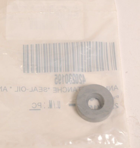 Genuine Seadoo Skidoo CanAm Seal,oil   |  420230195 - Like New
