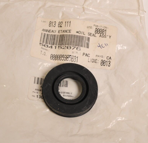 Genuine Ski-Doo Oil Seal Formula S SL DLX MXZ Skandic Touring LE ++  | 504152076 - Like New