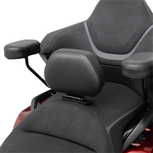 Load image into Gallery viewer, SHOW CHROME QUICK DETACH BACKREST GL1800 KT 52-968 - Motomike Canada