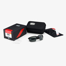 Load image into Gallery viewer, 100% SPEEDCOUPE MATTE WHITE W/ HIPER ICEBERG BLUE MIRROR LENS 60013-00000 - Motomike Canada