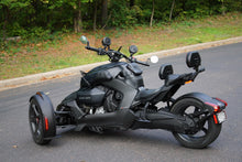Load image into Gallery viewer, SHOW CHROME Grande Backrest - Driver - Ballistic Bl Stitch - Ryker 19-23 41-416GC
