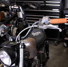 Load image into Gallery viewer, ODI VANS/CULT VTWIN GRIP 7/8 BLK B01VTB