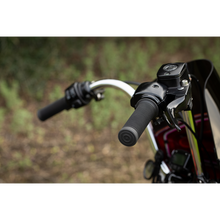 Load image into Gallery viewer, BILTWELL GRIPS KUNG FU 1&quot; BLACK 6701-0101