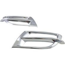 Load image into Gallery viewer, Show Chrome Accessories 52-682 Side Fairing Accent