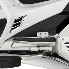 Load image into Gallery viewer, SHOW CHROME PASSENGER BOARD RISER SET 52-961E