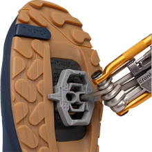 Load image into Gallery viewer, Crackbrothers Cleat Tool Grey V2