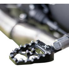 Load image into Gallery viewer, BURLY BRAND MX-EVOLUTION PEGS - BLK (SPORTSTER &amp; DYNA) B13-1015B