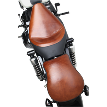 Load image into Gallery viewer, SADDLEMEN PAD LARIAT CNTRD 9" SA1015