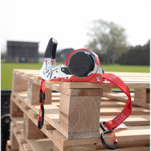 Load image into Gallery viewer, ERICKSON 1x16 1500lb Self Lock Retractable Ratchet Strap w lock hook 01435