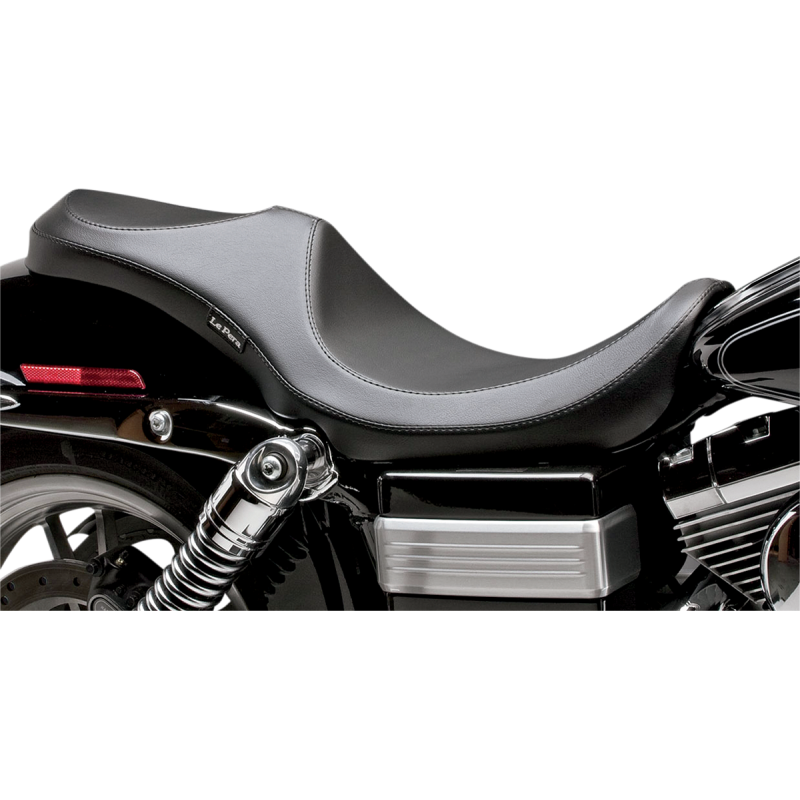 LE PERA 06-17 DYNA VILLAIN SMOOTH SEAT LK-815