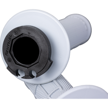 Load image into Gallery viewer, RENTHAL MX ORIGINAL LOCK-ON GRIP SOFT FULL DIAMOND G232