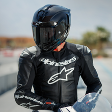 Load image into Gallery viewer, ALPINESTARS (ROAD) S-R10 SOLID HELMET BLK CARB M&amp;G S 8200124-1902-S