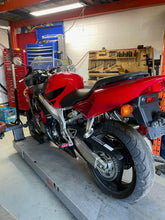 Load image into Gallery viewer, Genuine Honda CBR600F4 Owne'rs Manual 1999 Canada English  |  31MBW600