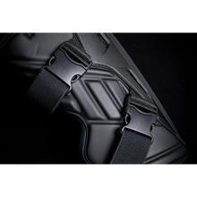 Load image into Gallery viewer, ICON KNEE FIELD ARMOR3 BK S/M 2704-0494