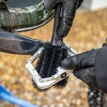 Load image into Gallery viewer, MUC-OFF BRUSH 2-PRONG 373