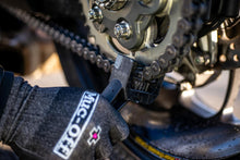 Load image into Gallery viewer, MUC-OFF BRUSH CHAIN 350