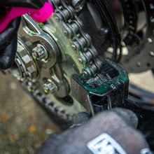 Load image into Gallery viewer, MUC-OFF BRUSH CHAIN 350