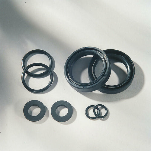 JAMES GASKET 84-08 FLT/FLTC FRONT FORK OIL SEAL KIT JGI-45849-84