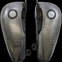 Load image into Gallery viewer, DRAG SPECIALTIES 85-E96 5GAL FL/SIDE TANKS DRAG DS-391238
