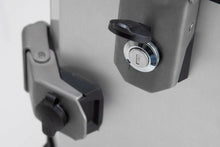 Load image into Gallery viewer, Qls.00.046.15100 – Cylinder Set with Anti-Theft System for Motorcycle Trax Suitcases and Trunks – EVO